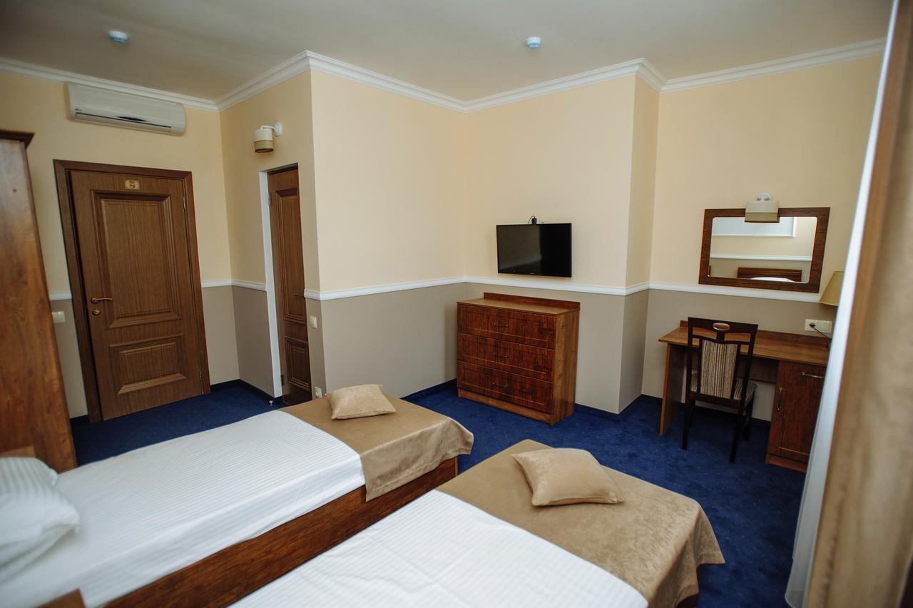 Astoria Hotel Кишинев Екстериор снимка