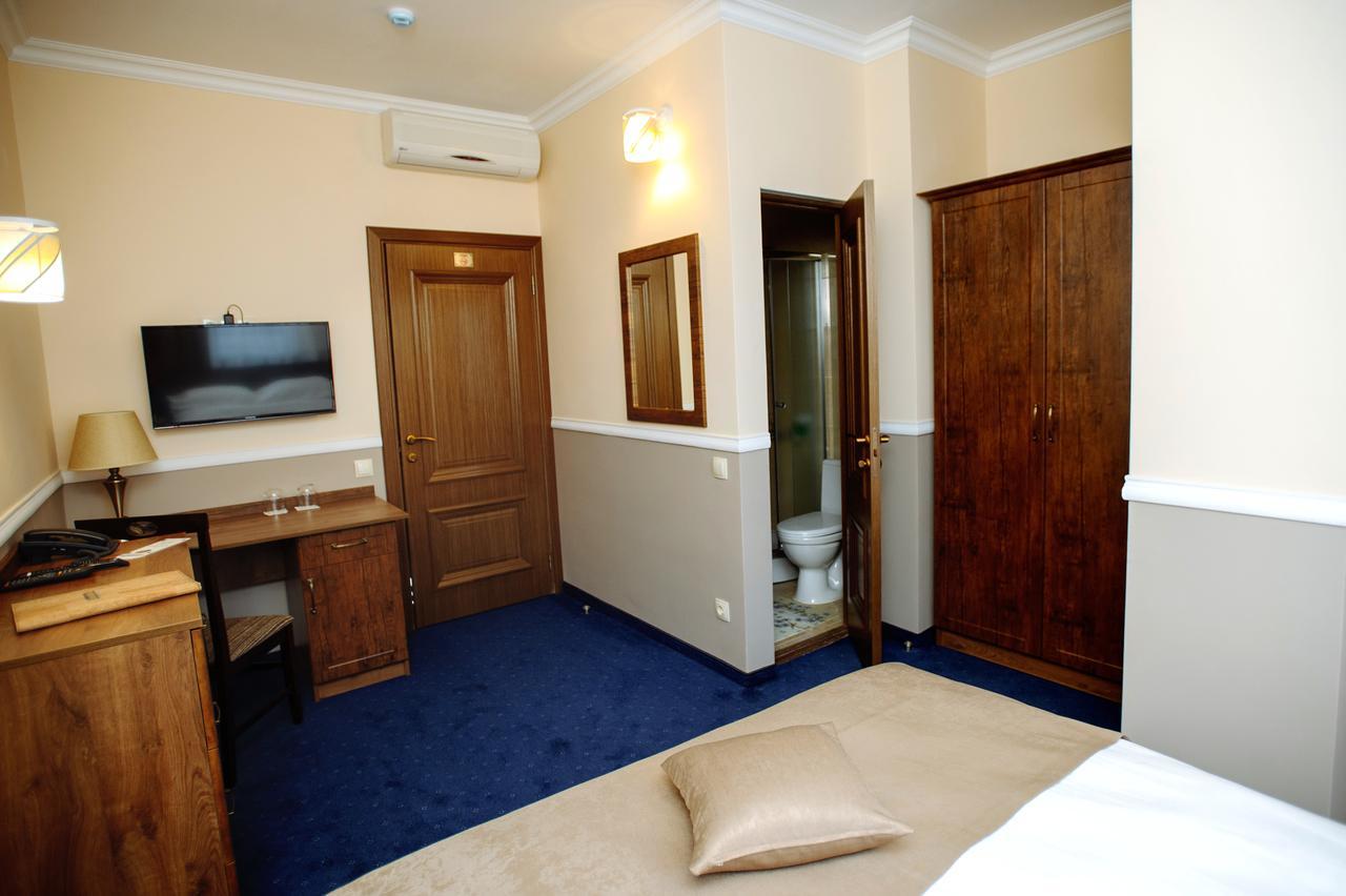 Astoria Hotel Кишинев Екстериор снимка